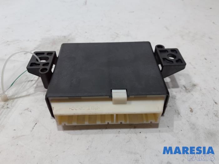 Usagé Module PDC Renault Master III (MA/MB/MC/MD/MH/MF/MG/MH) 2.3 dCi 150 16V Prix € 157,30 Prix TTC proposé par Maresia Parts