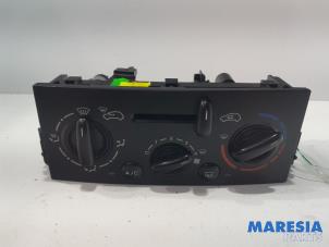 Usados Panel de control de calefacción Peugeot 207 SW (WE/WU) 1.6 16V Precio € 25,00 Norma de margen ofrecido por Maresia Parts