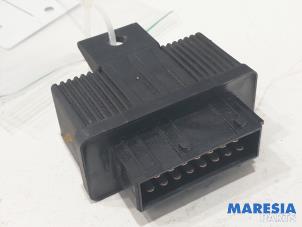 Used Glow plug relay Peugeot 207 SW (WE/WU) 1.6 16V Price € 15,00 Margin scheme offered by Maresia Parts