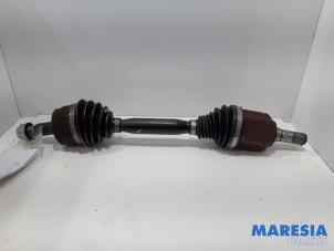 Used Front drive shaft, left Alfa Romeo Giulietta (940) 1.4 TB 16V MultiAir Price € 175,00 Margin scheme offered by Maresia Parts