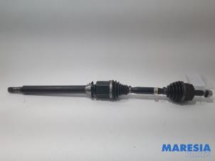 Used Front drive shaft, right Alfa Romeo Giulietta (940) 1.4 TB 16V MultiAir Price € 250,00 Margin scheme offered by Maresia Parts