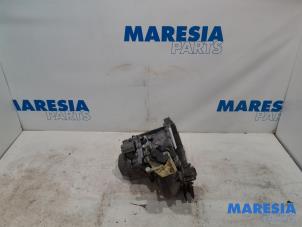 Gebrauchte Getriebe Citroen C4 Cactus (0B/0P) 1.6 Blue Hdi 100 Preis € 550,00 Margenregelung angeboten von Maresia Parts