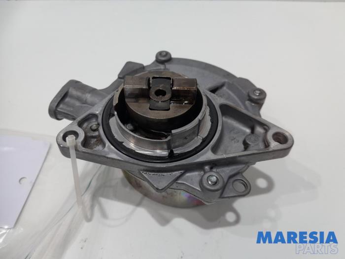 Vacuum pump (petrol) Peugeot 3008 I 1.6 VTI 16V - 456590 5FS PIERBURG