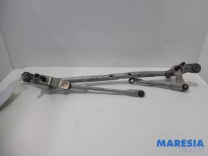 Used Wiper mechanism Renault Megane IV Estate (RFBK) 1.5 Energy dCi 110 Price € 75,00 Margin scheme offered by Maresia Parts