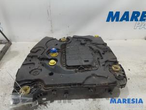 Gebrauchte Adblue Tank Citroen C4 Cactus (0B/0P) 1.6 Blue Hdi 100 Preis € 680,00 Margenregelung angeboten von Maresia Parts