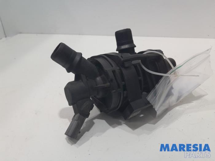 Boîtier thermostat d'un Renault Master IV (MA/MB/MC/MD/MH/MF/MG/MH) 2.3 dCi 150 16V 2022