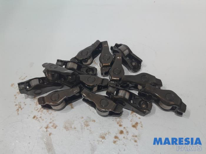 Usagé Culbuteur Citroen C3 (SC) 1.6 16V VTi 120 Prix € 25,00 Règlement à la marge proposé par Maresia Parts