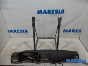 Used Dashboard Peugeot 307 SW (3H) 2.0 16V Price € 150,00 Margin scheme offered by Maresia Parts