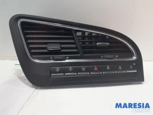 Used Panic lighting switch Peugeot 5008 I (0A/0E) 1.6 THP 16V Price € 35,00 Margin scheme offered by Maresia Parts