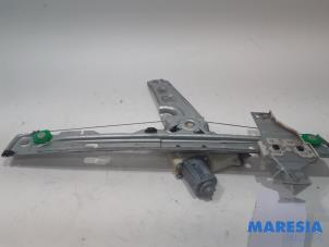 Used Window mechanism 4-door, front left Peugeot 5008 I (0A/0E) 1.6 THP 16V Price € 90,00 Margin scheme offered by Maresia Parts