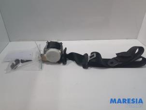 Used Rear seatbelt, left Peugeot 5008 I (0A/0E) 1.6 THP 16V Price € 35,00 Margin scheme offered by Maresia Parts