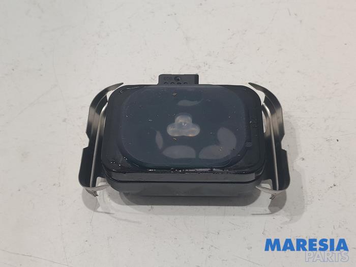 Begagnade Regnsensor Peugeot 308 (4A/C) 1.6 VTI 16V Pris € 65,00 Marginaltabell erbjuds av Maresia Parts
