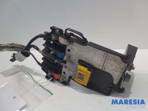 Used Fuse box Peugeot 308 (4A/C) 1.6 VTI 16V Price € 99,00 Margin scheme offered by Maresia Parts