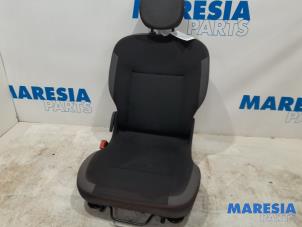 Used Rear seat Renault Twingo II (CN) 1.2 16V Price € 79,95 Margin scheme offered by Maresia Parts