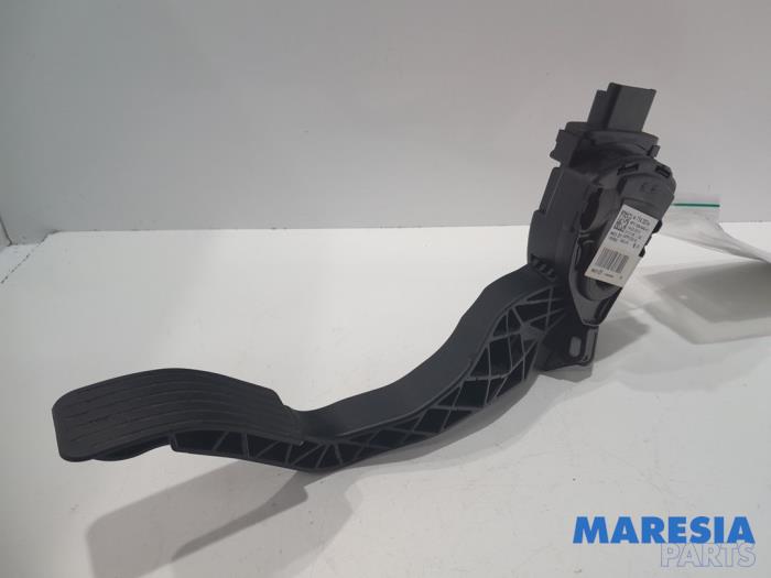 Begagnade Gaspedalsensor Citroen C4 Cactus (0B/0P) 1.6 Blue Hdi 100 Pris € 20,00 Marginaltabell erbjuds av Maresia Parts