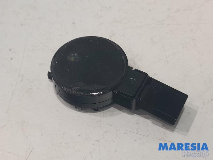 Begagnade Regnsensor Citroen C4 Cactus (0B/0P) 1.6 Blue Hdi 100 Pris € 29,95 Marginaltabell erbjuds av Maresia Parts