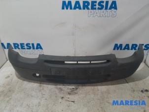 Used Front bumper Renault Twingo (C06) 1.2 Price € 50,00 Margin scheme offered by Maresia Parts