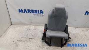 Used Rear seat Peugeot 5008 I (0A/0E) 1.6 VTI 16V Price € 250,00 Margin scheme offered by Maresia Parts