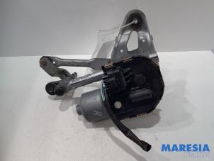 Used Front wiper motor Peugeot 5008 I (0A/0E) 1.6 THP 16V Price € 49,99 Margin scheme offered by Maresia Parts