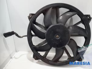 Used Fan motor Peugeot 5008 I (0A/0E) 1.6 THP 16V Price € 34,90 Margin scheme offered by Maresia Parts