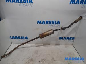 Used Exhaust middle silencer Peugeot 208 I (CA/CC/CK/CL) 1.2 Vti 12V PureTech 82 Price € 95,00 Margin scheme offered by Maresia Parts