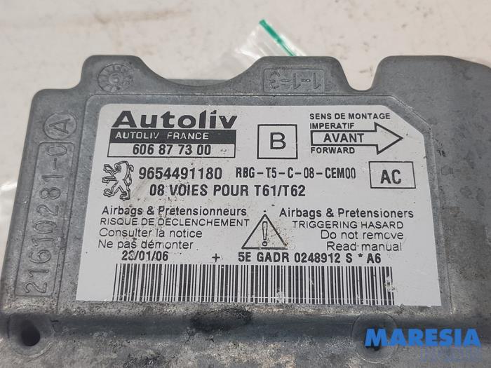 Airbag Module from a Peugeot 307 SW (3H) 2.0 16V 2006