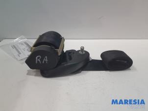 Used Rear seatbelt, right Peugeot 307 SW (3H) 2.0 16V Price € 30,00 Margin scheme offered by Maresia Parts