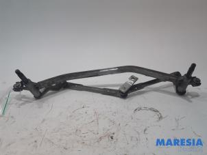 Used Wiper mechanism Peugeot 207 CC (WB) 1.6 16V Price € 25,00 Margin scheme offered by Maresia Parts