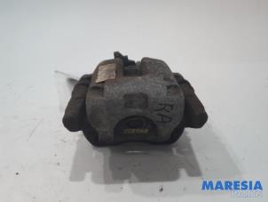 Used Rear brake calliper, right Peugeot 207 CC (WB) 1.6 16V Price € 19,90 Margin scheme offered by Maresia Parts