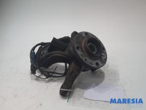 Used Knuckle, front right Peugeot 207 CC (WB) 1.6 16V Price € 60,00 Margin scheme offered by Maresia Parts