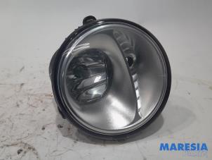 Used Fog light, front left Renault Twingo II (CN) 1.2 16V Price € 15,00 Margin scheme offered by Maresia Parts