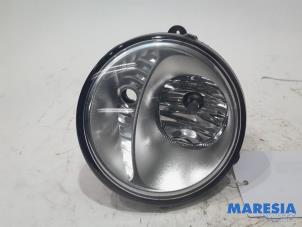 Used Fog light, front right Renault Twingo II (CN) 1.2 16V Price € 15,00 Margin scheme offered by Maresia Parts