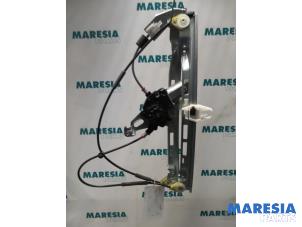 Used Window mechanism 2-door, front left Peugeot 206 (2A/C/H/J/S) 1.4 XR,XS,XT,Gentry Price € 25,00 Margin scheme offered by Maresia Parts