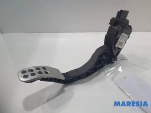 Używane Pedal gazu Citroen DS3 Cabrio (SB) 1.2 12V PureTech 82 Cena € 29,90 Procedura marży oferowane przez Maresia Parts