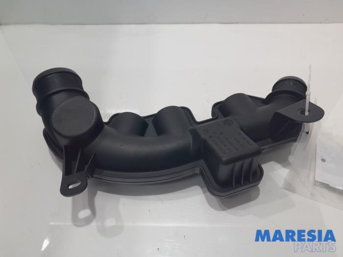 Gebrauchte Intercooler Rohr Peugeot 308 (4A/C) 1.6 16V THP 150 Preis € 35,00 Margenregelung angeboten von Maresia Parts