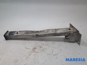 Used Subframe Peugeot 308 (4A/C) 1.6 16V THP 150 Price € 25,00 Margin scheme offered by Maresia Parts