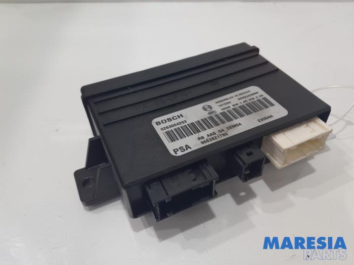 Begagnade PDC-modul Citroen C5 III Berline (RD) 1.6 16V THP 155 Pris € 50,00 Marginaltabell erbjuds av Maresia Parts