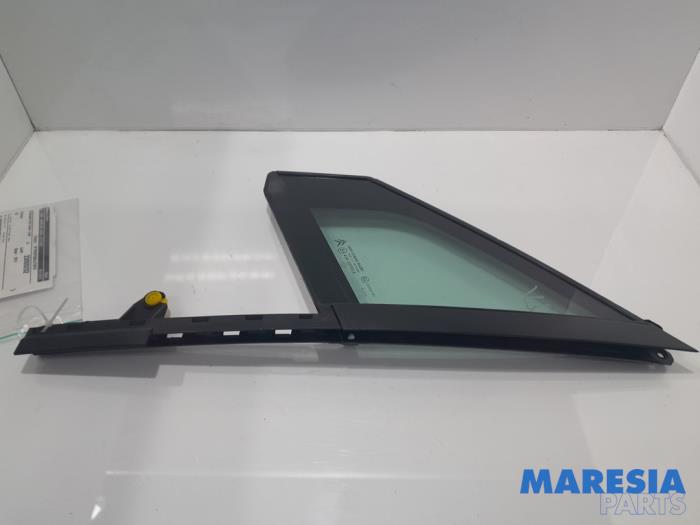 Usados Ventanilla triangular izquierda delante Citroen C5 III Berline (RD) 1.6 16V THP 155 Precio € 35,00 Norma de margen ofrecido por Maresia Parts