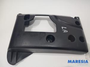 Used Rear bumper bracket, left Renault Master IV (MA/MB/MC/MD/MH/MF/MG/MH) 2.3 dCi 150 16V Price € 30,25 Inclusive VAT offered by Maresia Parts
