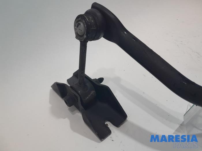 Barre stabilisatrice arrière d'un Renault Master IV (MA/MB/MC/MD/MH/MF/MG/MH) 2.3 dCi 150 16V 2022