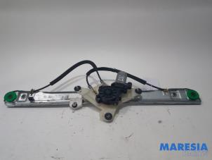 Used Window mechanism 2-door, front left Renault Master IV (MA/MB/MC/MD/MH/MF/MG/MH) 2.3 dCi 150 16V Price € 90,75 Inclusive VAT offered by Maresia Parts