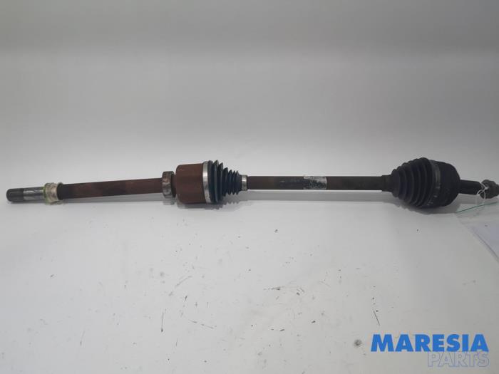 Front drive shaft, right from a Renault Master IV (MA/MB/MC/MD/MH/MF/MG/MH) 2.3 dCi 150 16V 2022