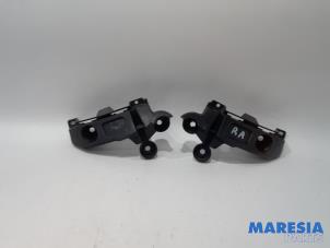 Used Rear bumper bracket, right Citroen C3 (SX/SW) 1.2 Vti 12V PureTech Price € 25,00 Margin scheme offered by Maresia Parts