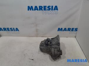 Używane Skrzynia biegów Peugeot 308 SW (L4/L9/LC/LJ/LR) 1.6 BlueHDi 120 Cena € 250,00 Procedura marży oferowane przez Maresia Parts
