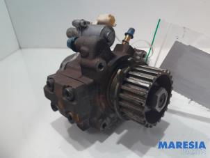 Used Mechanical fuel pump Peugeot 2008 (CU) 1.6 HDiF 16V Price € 175,00 Margin scheme offered by Maresia Parts