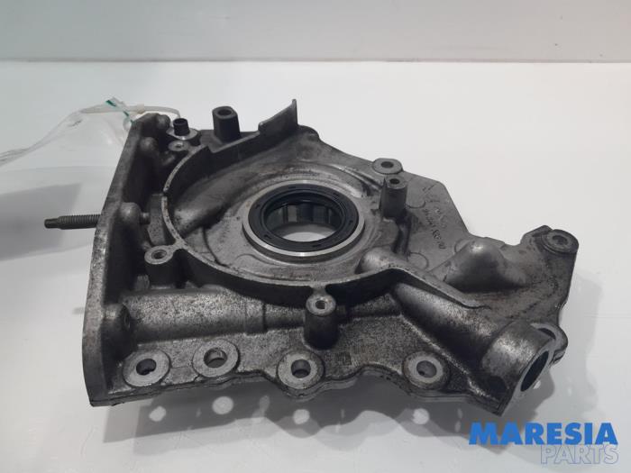 Gebrauchte Ölpumpe Peugeot 2008 (CU) 1.6 HDiF 16V Preis € 50,00 Margenregelung angeboten von Maresia Parts