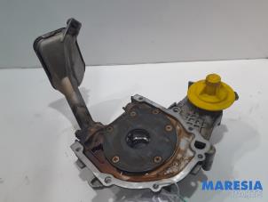 Usagé Pompe à huile Fiat 500 (312) 1.4 16V Prix € 75,00 Règlement à la marge proposé par Maresia Parts