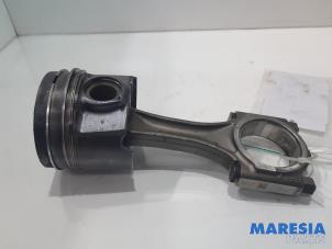 Used Piston Citroen Jumpy 2.0 Blue HDI 120 Price € 121,00 Inclusive VAT offered by Maresia Parts