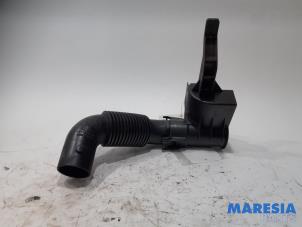 Used Air intake hose Peugeot 208 I (CA/CC/CK/CL) 1.2 Vti 12V PureTech 82 Price € 15,00 Margin scheme offered by Maresia Parts