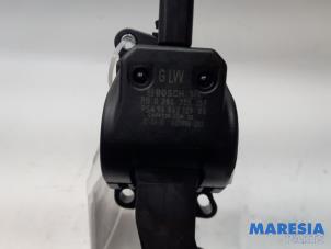 Gaspedalposition Sensor van een Peugeot 508 (8D) 2.0 Hybrid4 16V 2012